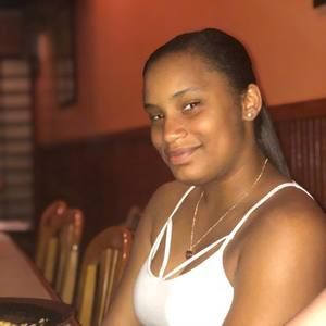 Meet your Posher, Jade